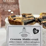 Aparthotel Rta Santo Stefano 3*